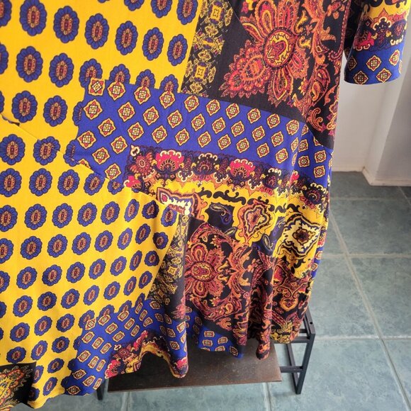 Ivy City Co Nova Patchwork Blue, Yellow, & Red Paisley print (Size S/M) - Picture 12 of 15